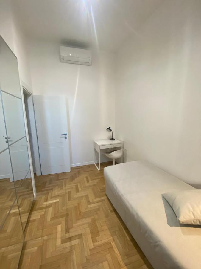 Colosseum Rome Guest House Luil Luaran gambar