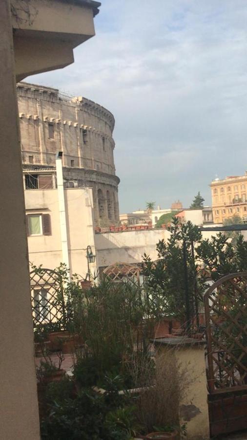 Colosseum Rome Guest House Luil Luaran gambar