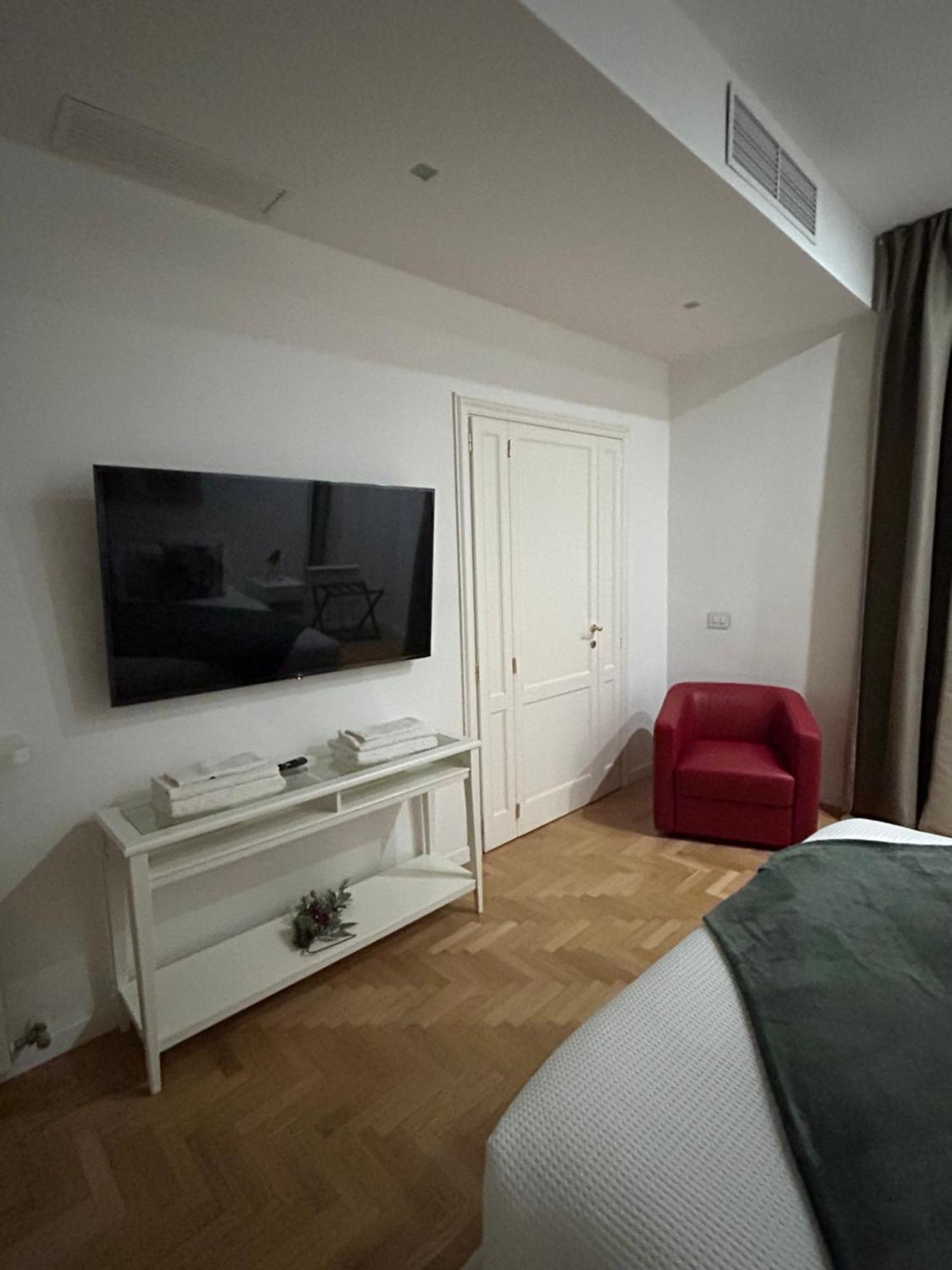 Colosseum Rome Guest House Luil Luaran gambar